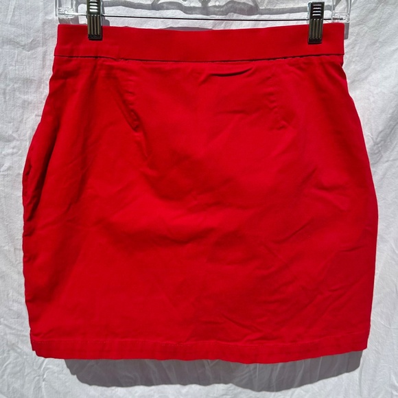 Vibrant Red Mini Skirt w Gold Accent Buttons and Built In Short/Skort - Picture 2 of 3